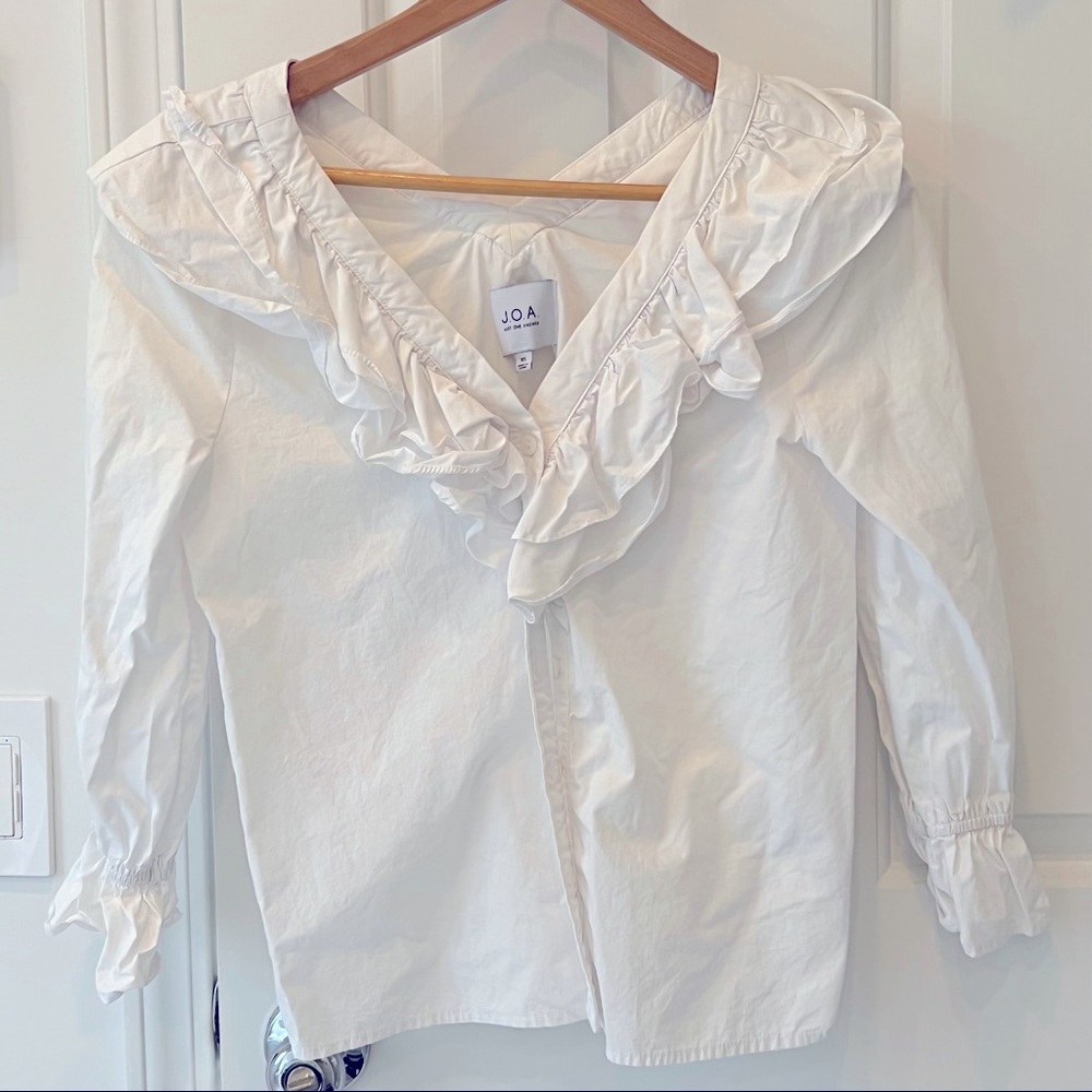 J.O.A. Ruffle button down blouse - Picture 2 of 4